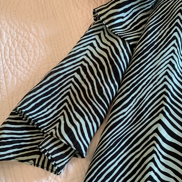 PARKER SILK COLD SHOULDER DOUBLE BELL SLEEVE MINI DRESS IN MINT ZEBRA PRINT SZ S - Picture 11 of 14